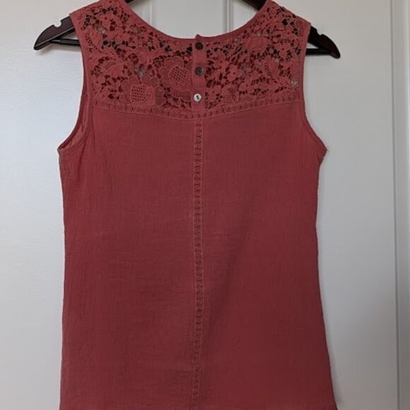 Lace trim organic cotton top - Picture 2 of 6